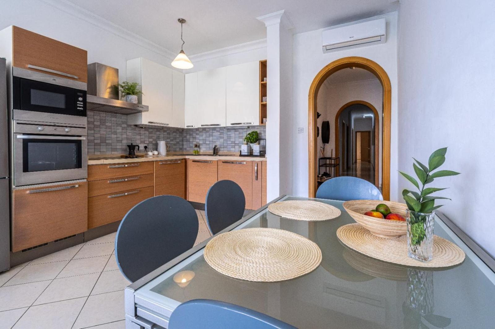 Morina Court * San Ġiljan